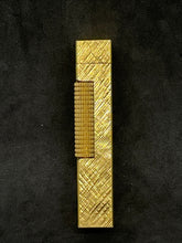 Load image into Gallery viewer, Dunhill Lighter RE24153 Patented- 1973 - Gold plated Excellent working condition.(SKU-568)