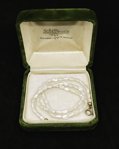 Vintage Elegant very tiny size Pearl like Necklace 15.5” long (SKU #410)