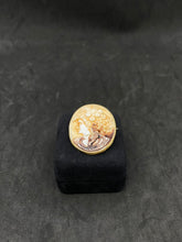 Load image into Gallery viewer, Silver Shell Cameo Woman Brooch 1950s.