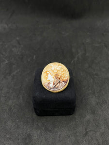 Silver Shell Cameo Woman Brooch 1950s.