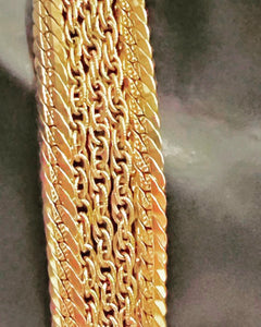 MONET Excellent vintage condition 18k gold plated - Necklace