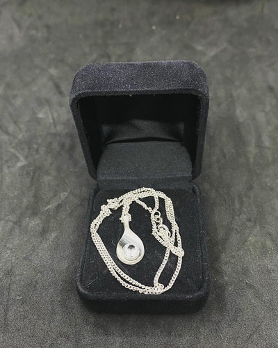 Vintage Sterling Silver 915 Chain with Small Silver Pendant With Crystal..