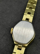 Load image into Gallery viewer, Vintage Osco Women&#39;s 17 Jewels Shockproof gold tone  Strap  (SKU-603)