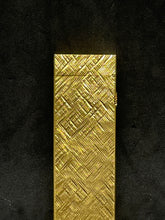 Load image into Gallery viewer, Dunhill Lighter RE24153 Patented- 1973 - Gold plated Excellent working condition.(SKU-568)