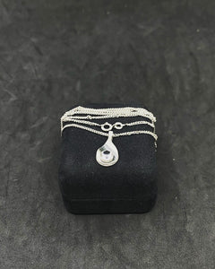 Vintage Sterling Silver 915 Chain with Small Silver Pendant With Crystal..