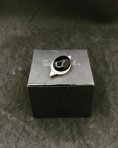 Vintage Pin Brooch Sterling Silver 925 Oval Design With jet Black Stone.