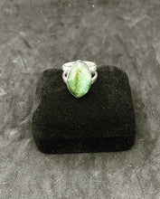 Load image into Gallery viewer, Vintage Sleek Green Jade Sterling Silver Band Ring - Size 7.0 US. (SKU #390)