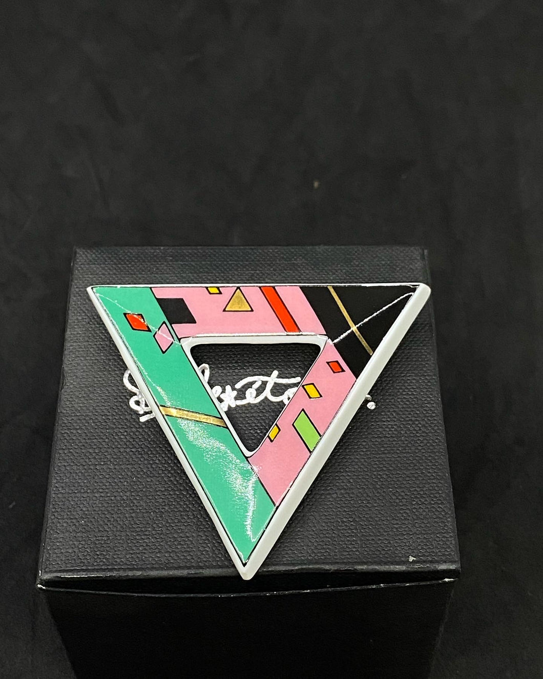 Stylish Rosenthal Porcelain Brooch- Modernist Design Barbara Brenner Sign.