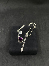 Load image into Gallery viewer, Vintage Silvertone Chain with Dual stones. Germany.