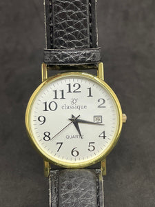 LJ CLASSIQUE GOLD CALENDAR ELEGANT PRECISE QUARTZ GENTLEMEN'S WATCH + SERVICE NEW. (SKU-598)