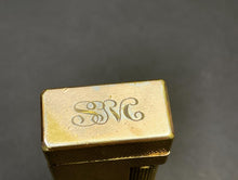 Load image into Gallery viewer, Dunhill Lighter RE24163 Patented- 1968- Gold plated Excellent working condition.(SKU-568)