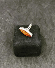 Load image into Gallery viewer, Vintage Sleek Orange Jade Sterling Silver 835 Band Ring - Size 7.0