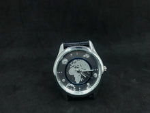 Load image into Gallery viewer, UNIVERSE MILKY WAY ASTRONAUT BLUE-RIM WORLDMAP PRECISE QUARTZ MEN&#39;S WATCH-NEW. (SKU-600)