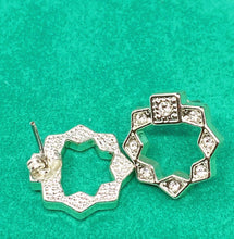 Load image into Gallery viewer, LBVYR Silvertoned with Crystals stones Necklace &amp; Earrings Set
