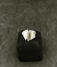 Load image into Gallery viewer, Vintage Modernist Erik Granit &amp; Co Design Finland Sterling Silver Ring Signed