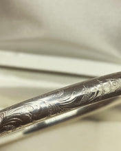 Load image into Gallery viewer, A*D Germany Mid-Century Solid Silver 835 Silver Open Close Bangle Bracelet.