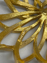 Load image into Gallery viewer, MONET Excellent New condition 18k gold plated - Set Brooch and Earrings. (SKU #418)