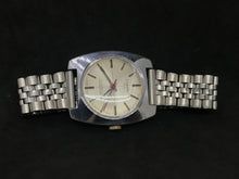 Load image into Gallery viewer, LUGANO SWISS MADE CROSSHAIR HAND WINDING VINTAGE RED-POINTER GENT WATCH + JUBILÉ STRAP(SKU-601)