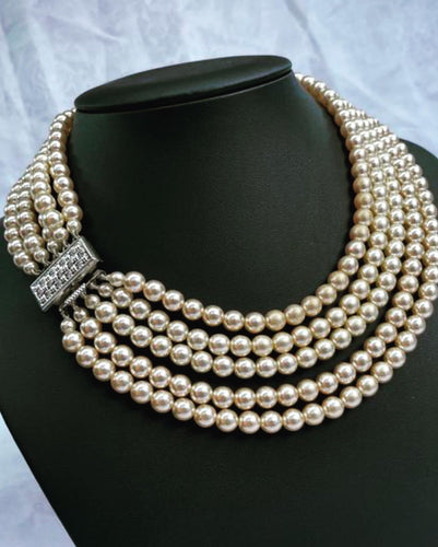 Runway Statement Glass Pearl Bicolour Necklace Size: 45-4 Total weight 150 g